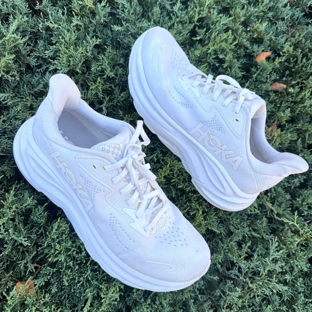 Hoka Clifton 10 Women's Athletic Shoes Size 9 White Running Sneakers